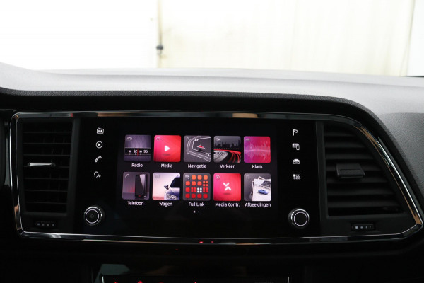 Seat Ateca 1.5 TSI FR Busines*NAVI*ACC*HAAK*ECC*CAM*CARPLAY*