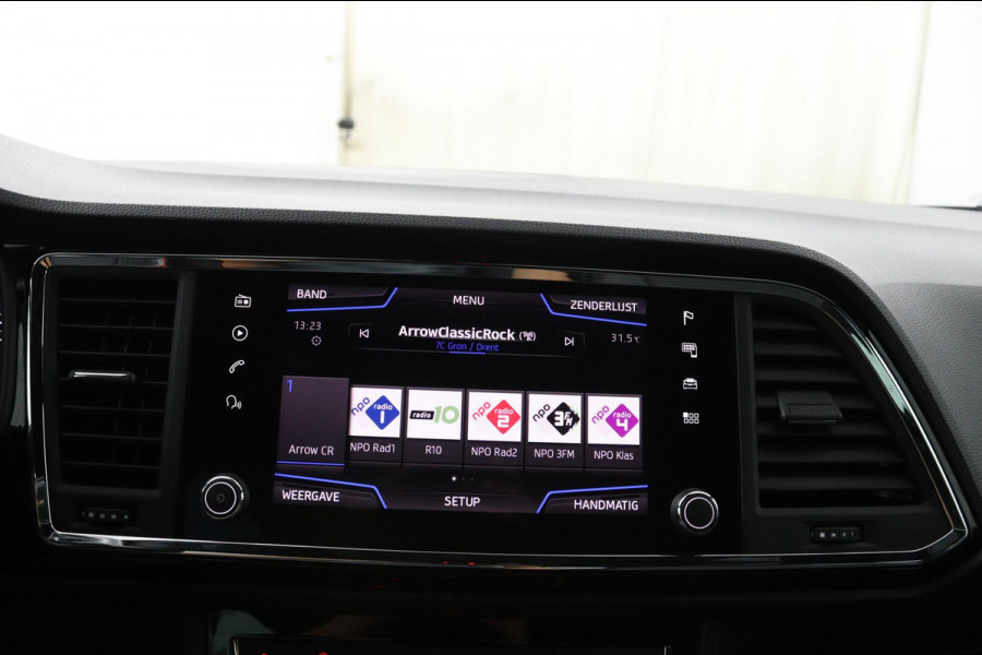Seat Ateca 1.5 TSI FR Busines*NAVI*ACC*HAAK*ECC*CAM*CARPLAY*