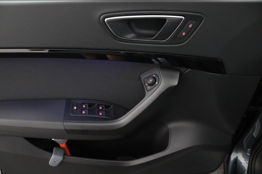 Seat Ateca 1.5 TSI FR Busines*NAVI*ACC*HAAK*ECC*CAM*CARPLAY*