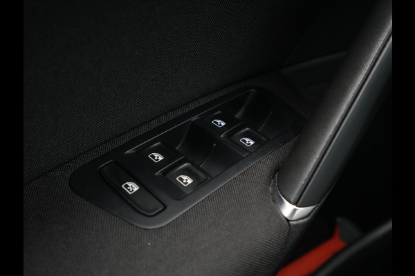 Volkswagen e-Golf E-DITION Navigatie Carplay Pdc Acc Stoelverwarming 58