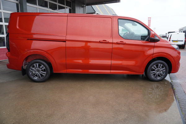 Ford Transit Custom 320 2.0 TDCI 136pk L2H1 Limited Actieprijs op=op Airco | Adap.Cruise | Navi | Blis