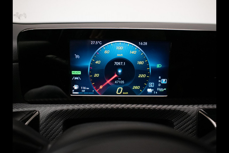 Mercedes-Benz A-Klasse 250 e Premium Plus Sport (APPLE CARPLAY,NAVI,CARBON INTERIEUR,MATRIX LED,CRUISE,LED,KEYLESS,CAMERA,LEDER)