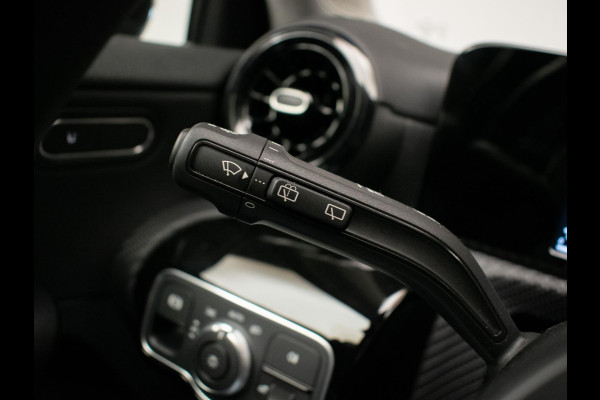 Mercedes-Benz A-Klasse 250 e Premium Plus Sport (APPLE CARPLAY,NAVI,CARBON INTERIEUR,MATRIX LED,CRUISE,LED,KEYLESS,CAMERA,LEDER)