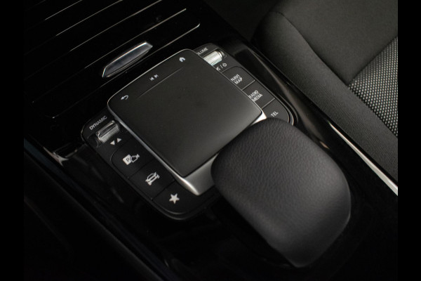 Mercedes-Benz A-Klasse 250 e Premium Plus Sport (APPLE CARPLAY,NAVI,CARBON INTERIEUR,MATRIX LED,CRUISE,LED,KEYLESS,CAMERA,LEDER)