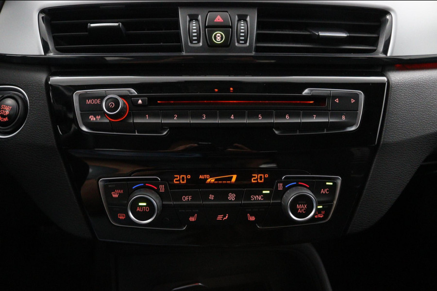 BMW X1 sDrive18i Centennial Executive*NAVI*SPORTSTOEL*ECC