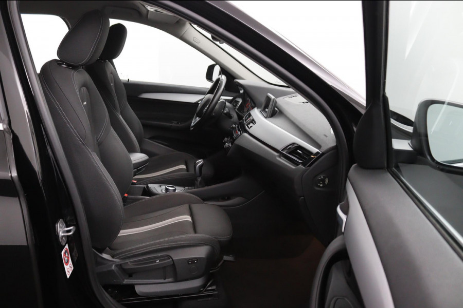 BMW X1 sDrive18i Centennial Executive*NAVI*SPORTSTOEL*ECC