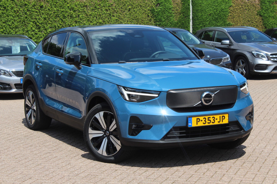 Volvo C40 Recharge Twin Intro Edition 78 kWh / SoH 94,1% / Trekhaak / Panoramadak / 360Camera / 19'' / Interieurvoorverwarming / Harman Kardon / Keyless / Navigatie / Dodehoek / DAB / ACC / Stoelverwarming / Stuurverwarming / Warmtepomp