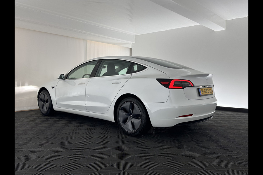 Tesla Model 3 Standard RWD Plus 60 kWh [ 3-Fase ] (INCL-BTW) Aut. *PANO | AUTO-PILOT | LUXURY-LEATHER | KEYLESS | FULL-LED | MEMORY-PACK | SURROUND-VIEW | DAB | CARPLAY | DIGI-COCKPIT | LANE-ASSIST | COMFORT-SEATS | 18"ALU*