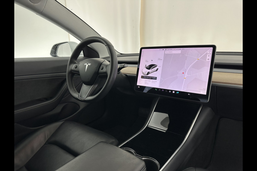 Tesla Model 3 Standard RWD Plus 60 kWh [ 3-Fase ] (INCL-BTW) Aut. *PANO | AUTO-PILOT | LUXURY-LEATHER | KEYLESS | FULL-LED | MEMORY-PACK | SURROUND-VIEW | DAB | CARPLAY | DIGI-COCKPIT | LANE-ASSIST | COMFORT-SEATS | 18"ALU*