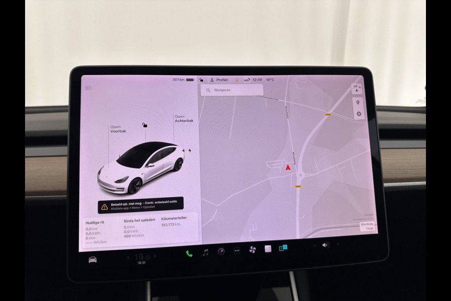 Tesla Model 3 Standard RWD Plus 60 kWh [ 3-Fase ] (INCL-BTW) Aut. *PANO | AUTO-PILOT | LUXURY-LEATHER | KEYLESS | FULL-LED | MEMORY-PACK | SURROUND-VIEW | DAB | CARPLAY | DIGI-COCKPIT | LANE-ASSIST | COMFORT-SEATS | 18"ALU*