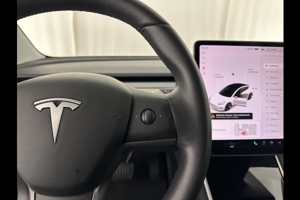 Tesla Model 3 Standard RWD Plus 60 kWh [ 3-Fase ] (INCL-BTW) Aut. *PANO | AUTO-PILOT | LUXURY-LEATHER | KEYLESS | FULL-LED | MEMORY-PACK | SURROUND-VIEW | DAB | CARPLAY | DIGI-COCKPIT | LANE-ASSIST | COMFORT-SEATS | 18"ALU*