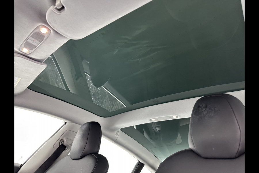 Tesla Model 3 Standard RWD Plus 60 kWh [ 3-Fase ] (INCL-BTW) Aut. *PANO | AUTO-PILOT | LUXURY-LEATHER | KEYLESS | FULL-LED | MEMORY-PACK | SURROUND-VIEW | DAB | CARPLAY | DIGI-COCKPIT | LANE-ASSIST | COMFORT-SEATS | 18"ALU*