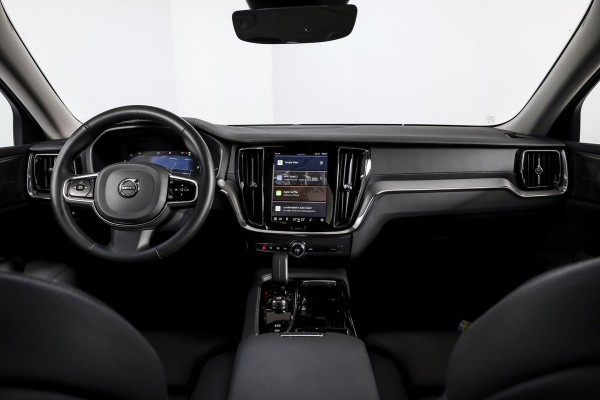 Volvo V60 2.0 T6 Plug-in hybrid AWD Ultra Dark - Automaat | S/K-Panodak | Dig. Cockpit | Adapt. Cruise | Stoel-+Stuurverw. | PDC | 360 Camera | NAV + App. Connect | ECC | Elek. Klep | LM 19" | 9589