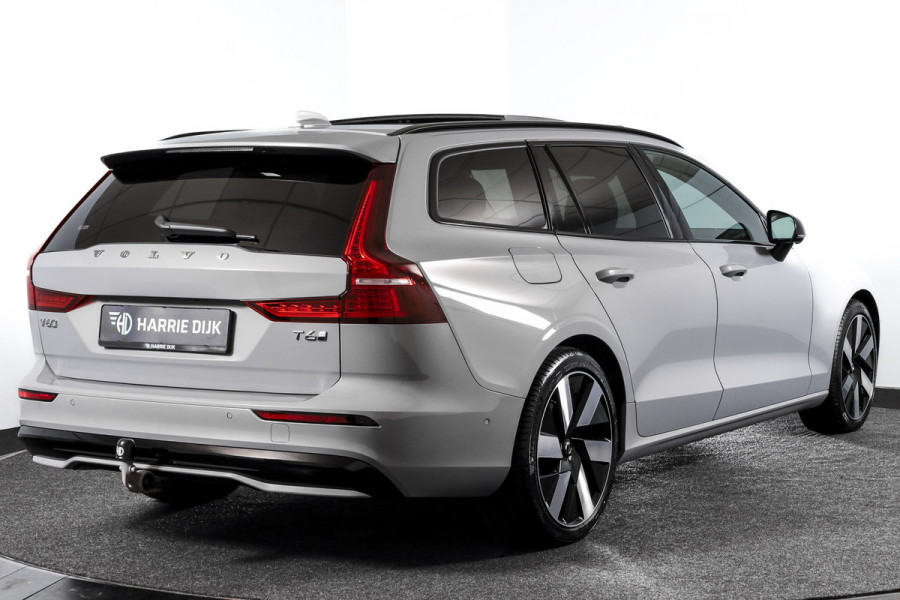 Volvo V60 2.0 T6 Plug-in hybrid AWD Ultra Dark - Automaat | S/K-Panodak | Dig. Cockpit | Adapt. Cruise | Stoel-+Stuurverw. | PDC | 360 Camera | NAV + App. Connect | ECC | Elek. Klep | LM 19" | 9589