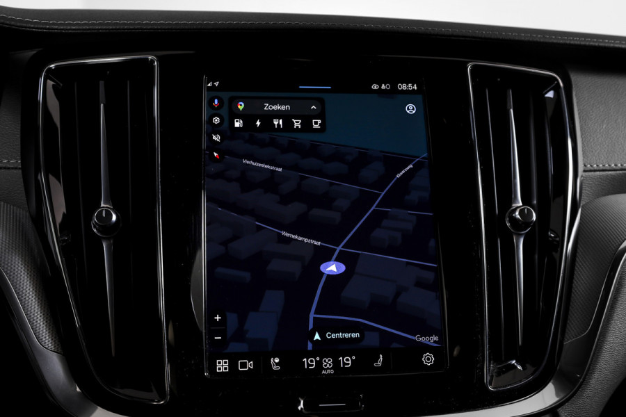 Volvo V60 2.0 T6 Plug-in hybrid AWD Ultra Dark - Automaat | S/K-Panodak | Dig. Cockpit | Adapt. Cruise | Stoel-+Stuurverw. | PDC | 360 Camera | NAV + App. Connect | ECC | Elek. Klep | LM 19" | 9589