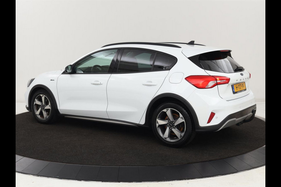 Ford Focus 1.5 EcoBoost Active | Automaat | Trekhaak | Adaptive cruise | Carplay | Navigatie | Full LED | Parkeerhulp | Airco