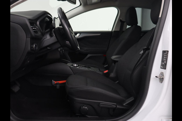 Ford Focus 1.5 EcoBoost Active | Automaat | Trekhaak | Adaptive cruise | Carplay | Navigatie | Full LED | Parkeerhulp | Airco