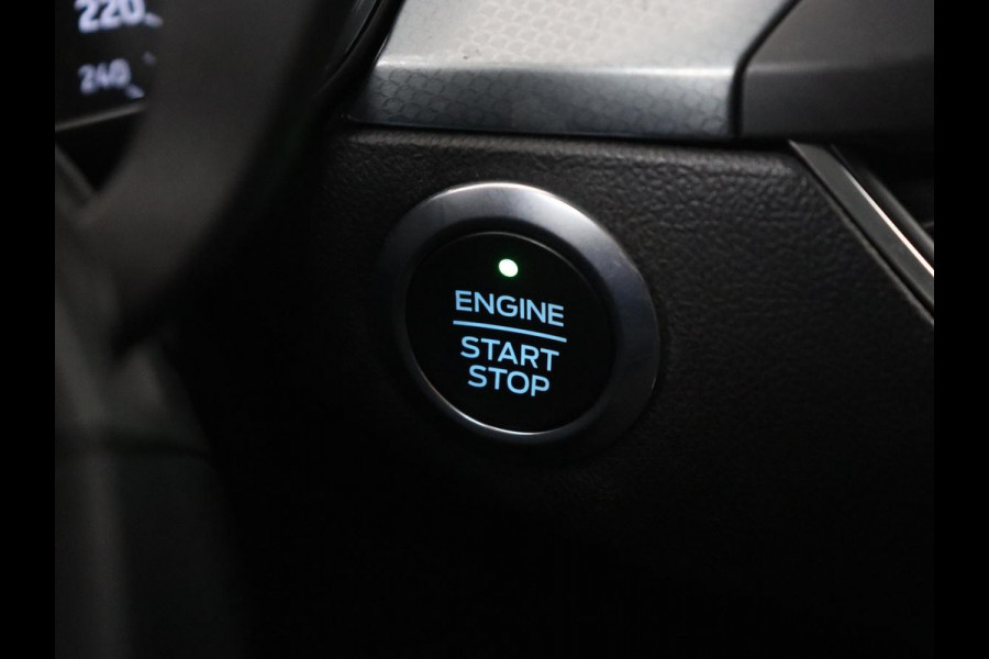 Ford Focus 1.5 EcoBoost Active | Automaat | Trekhaak | Adaptive cruise | Carplay | Navigatie | Full LED | Parkeerhulp | Airco