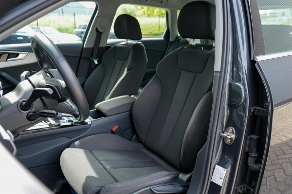 Audi A4 Avant 35 TFSI Launch edition Business