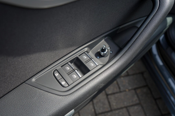 Audi A4 Avant 35 TFSI Launch edition Business