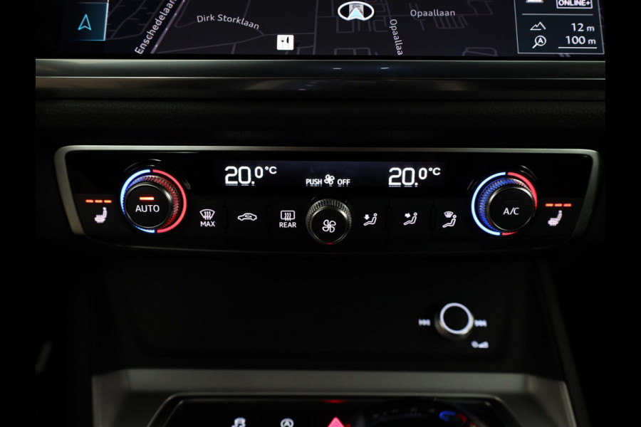 Audi Q3 Sportback 35 TFSI Advanced Edition 150 pk S-tronic | Verlengde garantie | Navigatie | Parkeersensoren (Park assist) | Achteruitrijcamera | LED koplampen | Stoelverwarming |