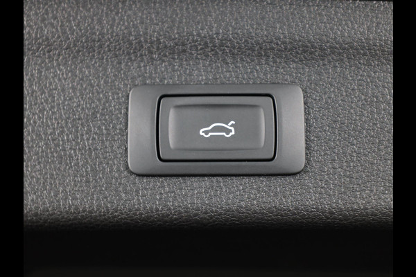 Audi Q3 Sportback 35 TFSI Advanced Edition 150 pk S-tronic | Verlengde garantie | Navigatie | Parkeersensoren (Park assist) | Achteruitrijcamera | LED koplampen | Stoelverwarming |