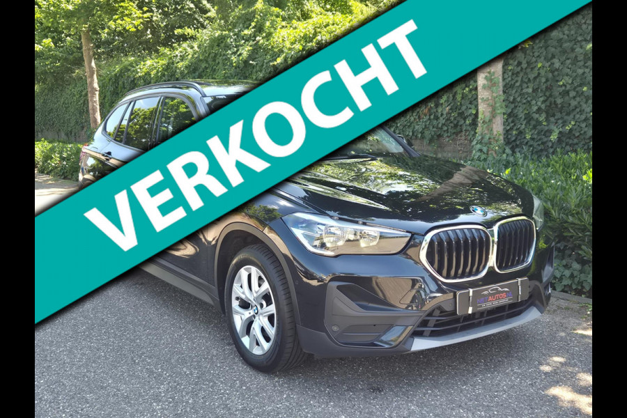 BMW X1 SDrive18i High Executive Edition Panorama Apple CarPlay Pro NAVI DAB+