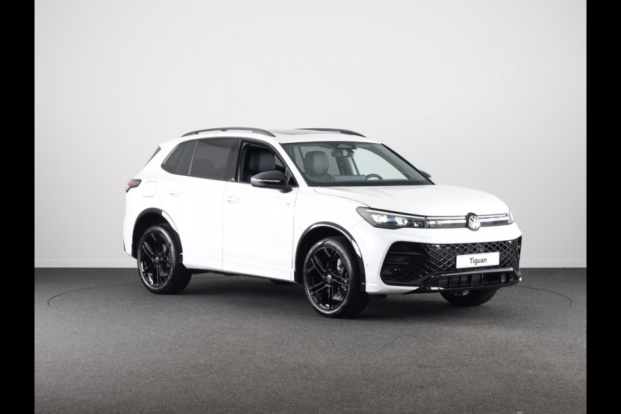 Volkswagen Tiguan R-Line-Edition 1.5 eHybrid 200 kW / 272 pk SUV 6 v