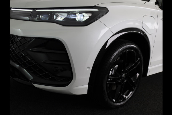 Volkswagen Tiguan R-Line-Edition 1.5 eHybrid 200 kW / 272 pk SUV 6 v