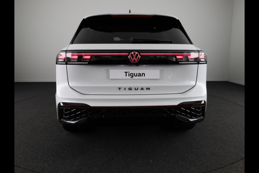Volkswagen Tiguan R-Line-Edition 1.5 eHybrid 200 kW / 272 pk SUV 6 v