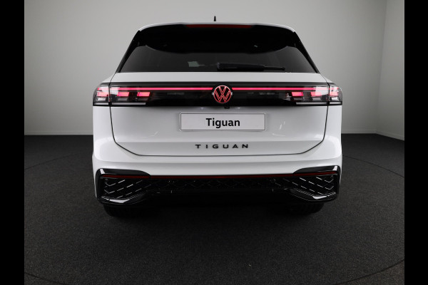 Volkswagen Tiguan R-Line-Edition 1.5 eHybrid 200 kW / 272 pk SUV 6 v