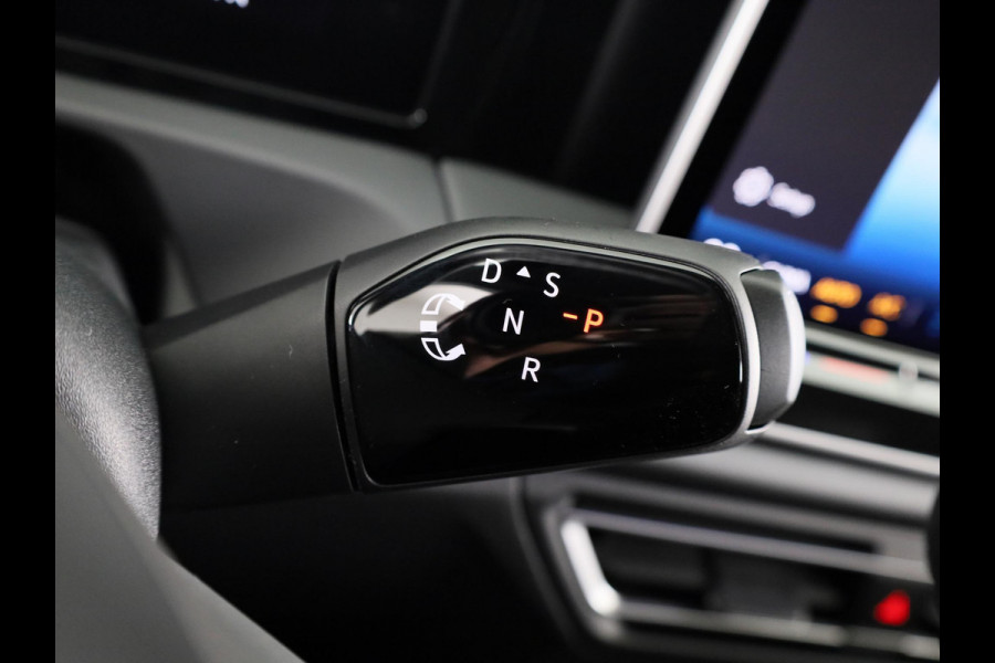 Volkswagen Tiguan R-Line-Edition 1.5 eHybrid 200 kW / 272 pk SUV 6 v