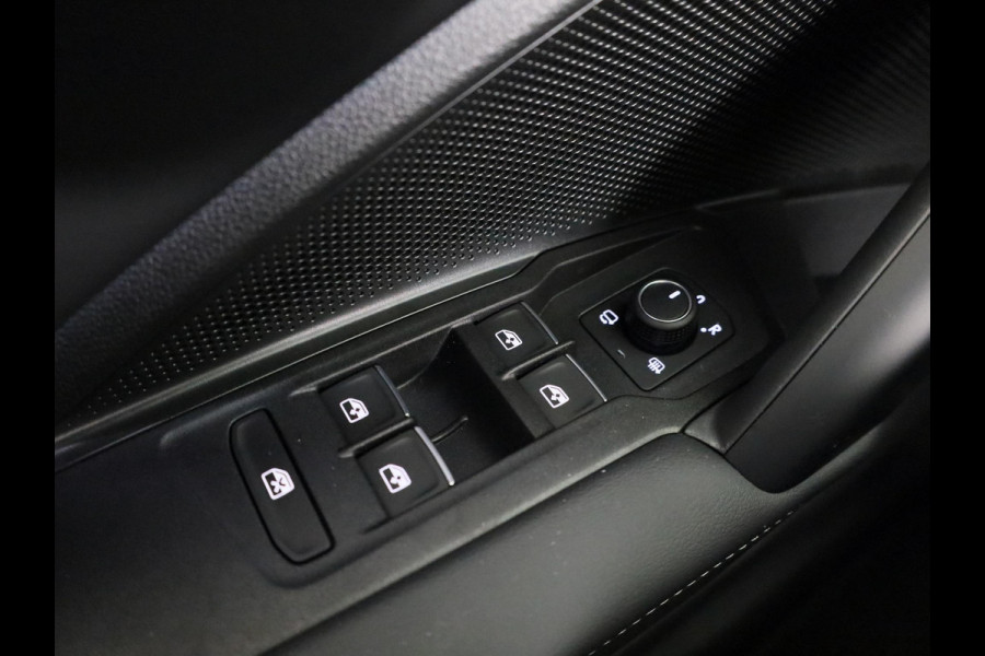 Volkswagen Tiguan R-Line-Edition 1.5 eHybrid 200 kW / 272 pk SUV 6 v