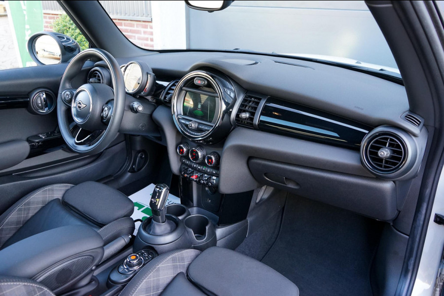 MINI Cooper 1.5 Chili