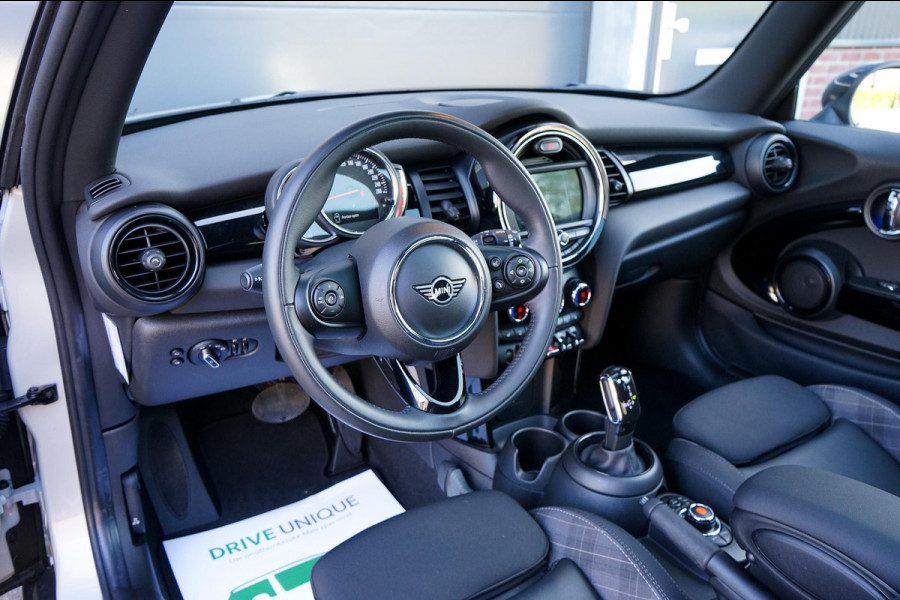 MINI Cooper 1.5 Chili