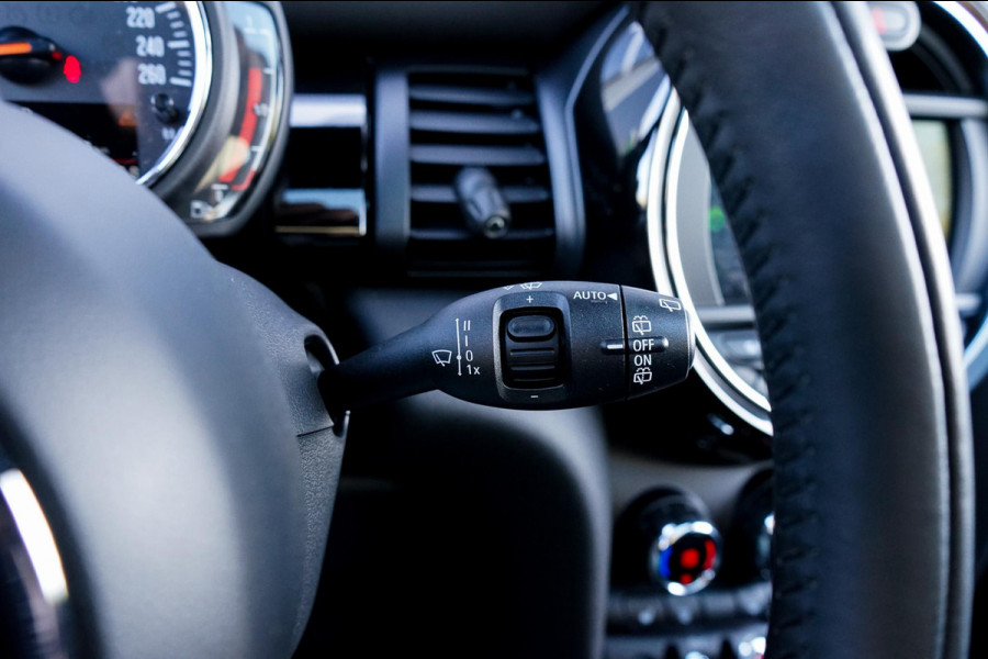 MINI Cooper 1.5 Chili