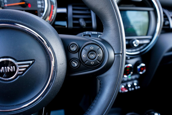 MINI Cooper 1.5 Chili
