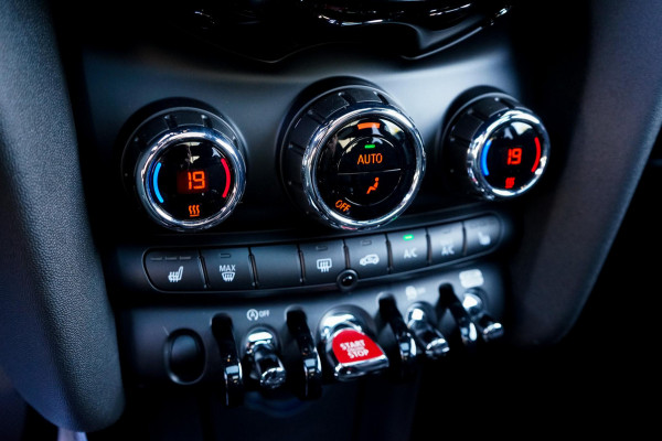 MINI Cooper 1.5 Chili