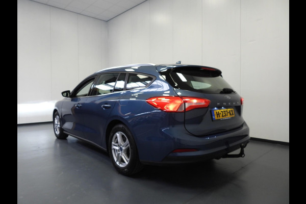 Ford FOCUS Wagon 1.0 EcoBoost Trend Business NAVI/AIRCO/TREKHAAK/16"LMV!