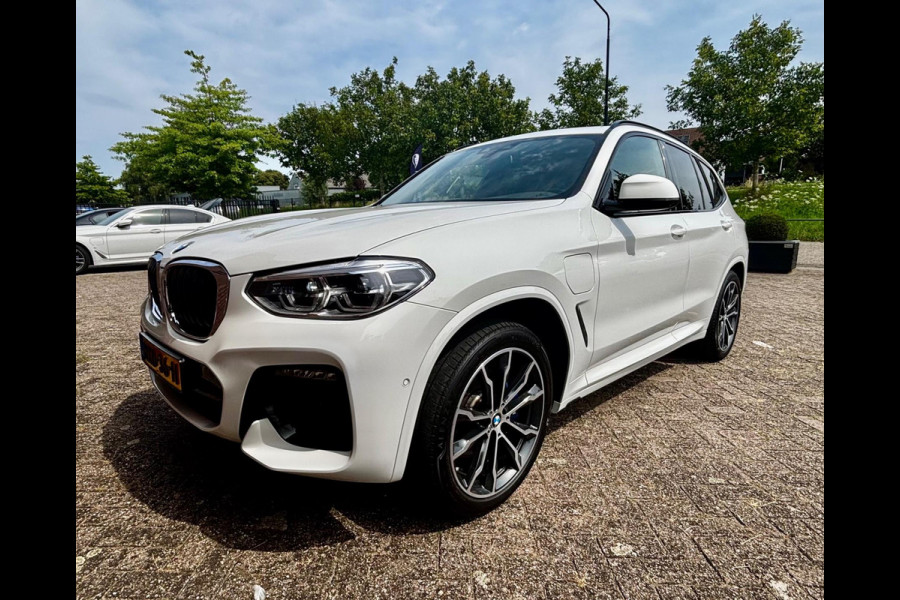 BMW X3 XDrive30e M-sport, Camera, ACC, Harman K. (BTW)
