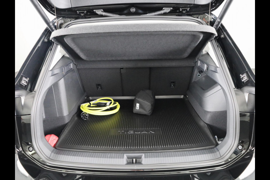 Volkswagen Tiguan Life Edition 1.5 eHybrid 150 kW / 204 pk SUV 6 ver