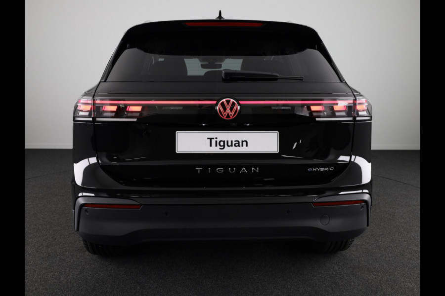 Volkswagen Tiguan Life Edition 1.5 eHybrid 150 kW / 204 pk SUV 6 ver
