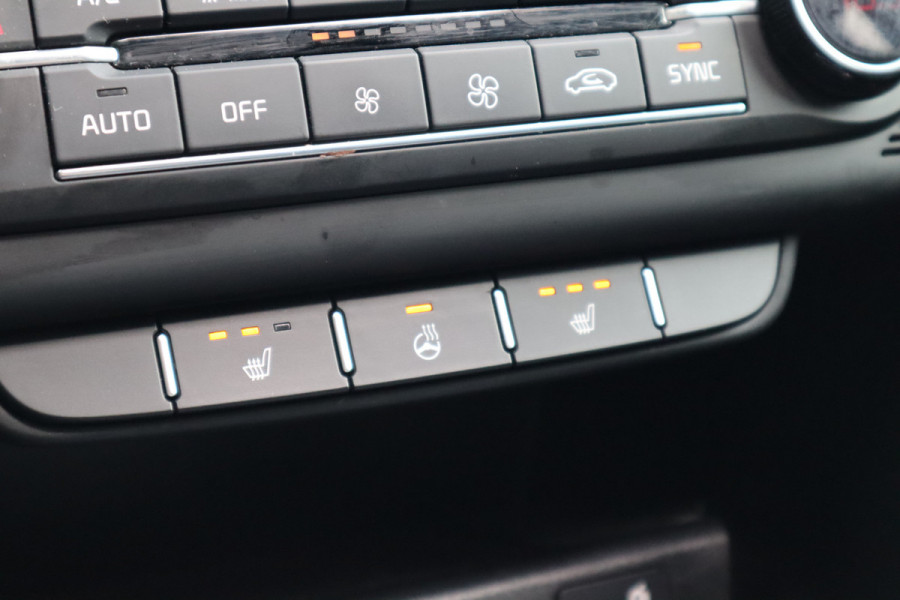 Kia ProCeed 1.0 T-GDI GT-PlusLine | Pano | Stoel + Stuur verwarming | Camera |
