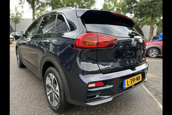 Kia e-Niro DynamicPlusLine 64 kWh Schuifdak | Stuur- & Stoelverwarming | 3-fase Laden | SOH 100% !! | ORIGINEEL NL  RIJKLAAR GELEVERD MET GARANTIE! |