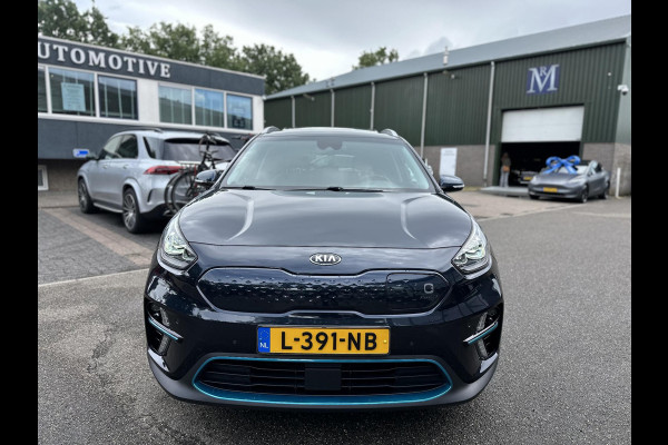 Kia e-Niro DynamicPlusLine 64 kWh Schuifdak | Stuur- & Stoelverwarming | 3-fase Laden | SOH 100% !! | ORIGINEEL NL  RIJKLAAR GELEVERD MET GARANTIE! |
