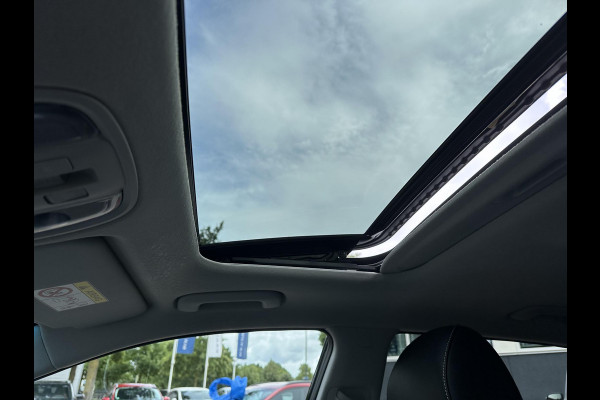 Kia e-Niro DynamicPlusLine 64 kWh Schuifdak | Stuur- & Stoelverwarming | 3-fase Laden | SOH 100% !! | ORIGINEEL NL  RIJKLAAR GELEVERD MET GARANTIE! |
