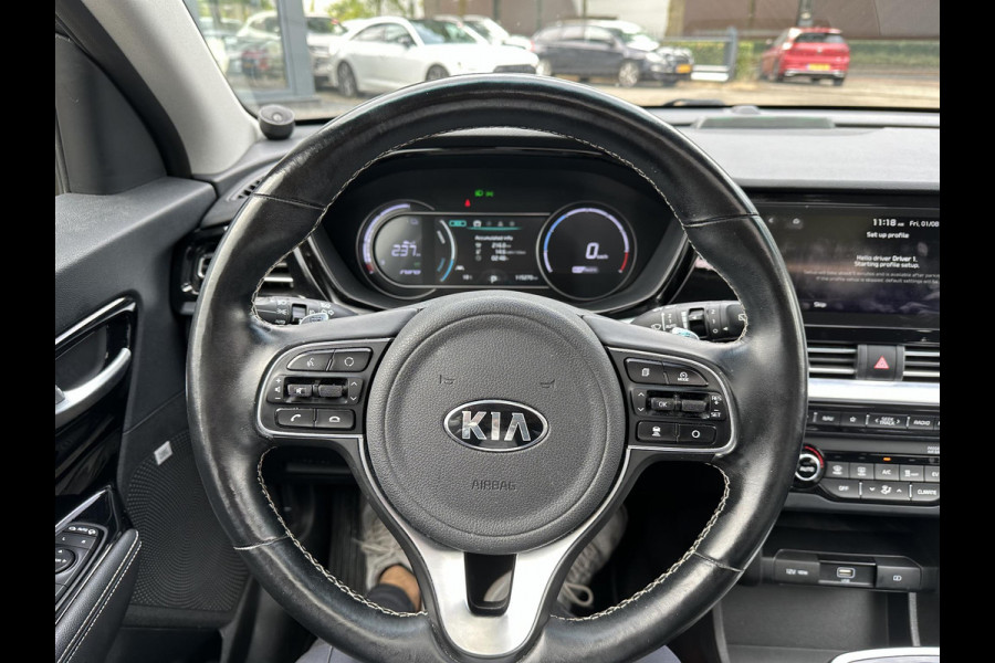 Kia e-Niro DynamicPlusLine 64 kWh Schuifdak | Stuur- & Stoelverwarming | 3-fase Laden | SOH 100% !! | ORIGINEEL NL  RIJKLAAR GELEVERD MET GARANTIE! |