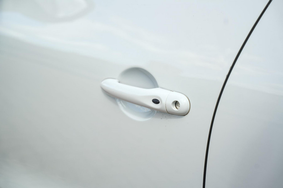 Renault Clio R.S. 1.6 200pk Camera Cruise Keyless Stoelverw. Clima