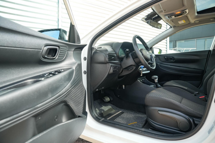 Hyundai i20 1.0 T-GDI Comfort Schuifdak Camera DAB+ Stoel Stuurverwarming Lane Assist Automaat!
