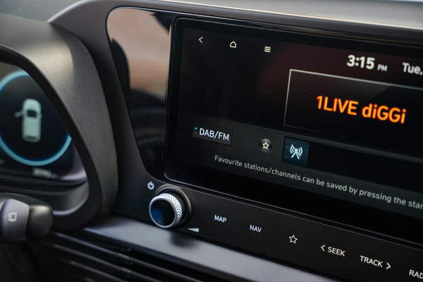 Hyundai i20 1.0 T-GDI Comfort Schuifdak Camera DAB+ Stoel Stuurverwarming Lane Assist Automaat!